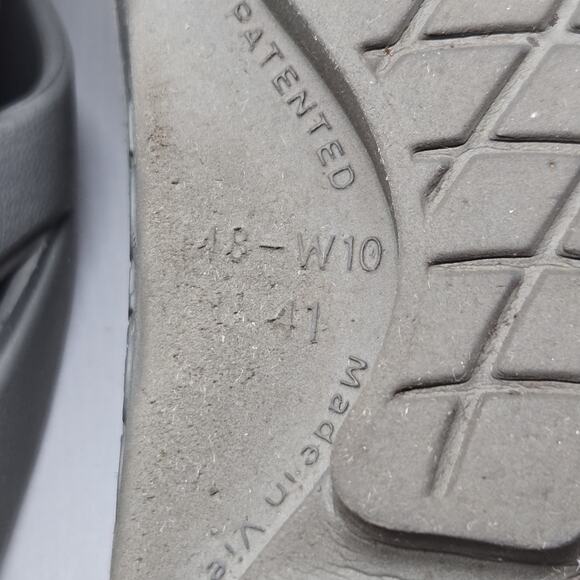 OOFOS OOriginal Unisex SLATE US Men's 8 ~ Women's 10 EUR 41 - Picture 11 of 11